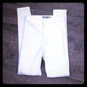 Ladies skinny hi-rise jean